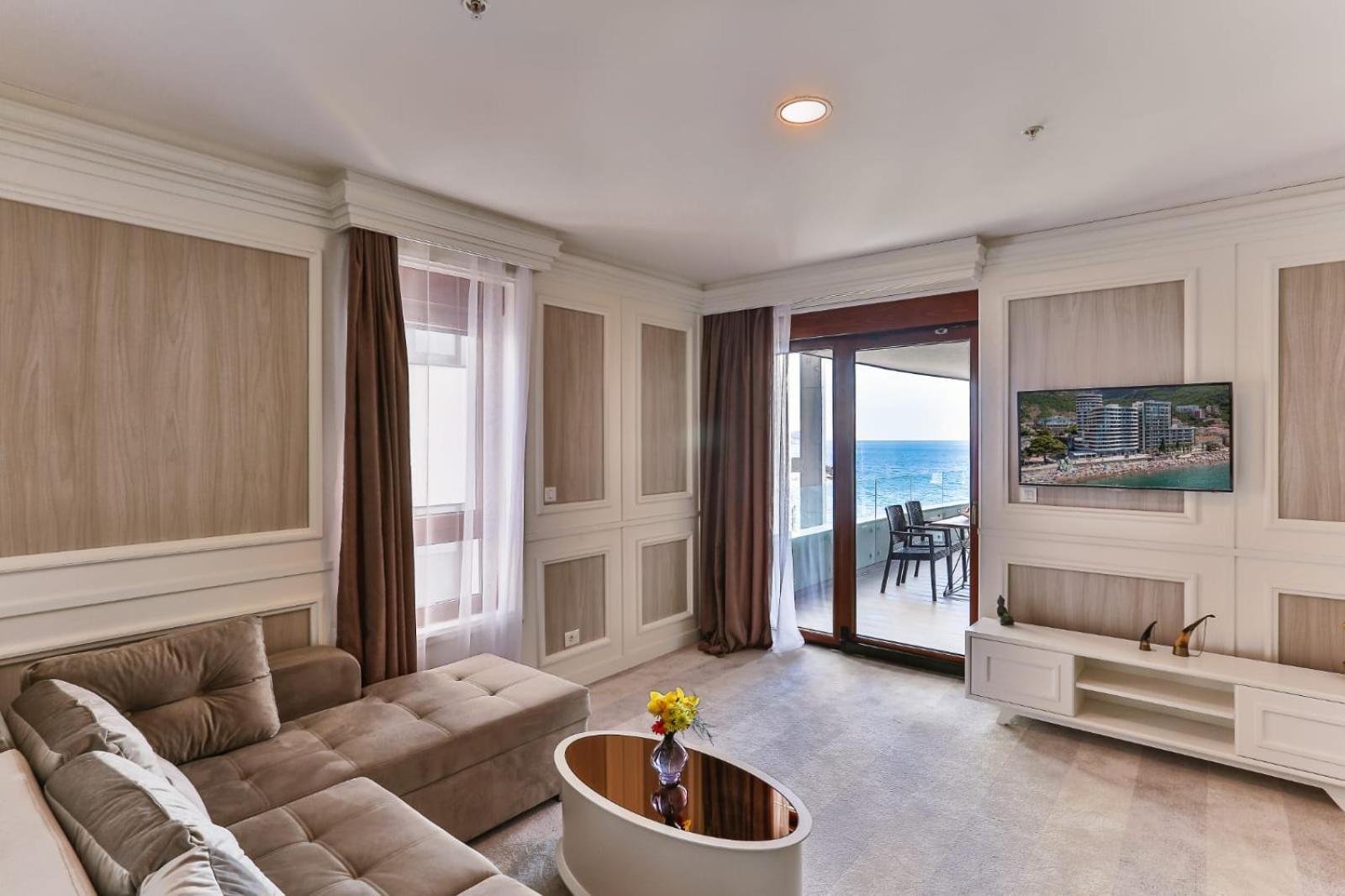 Maresia Boutique Suites Budva Kültér fotó